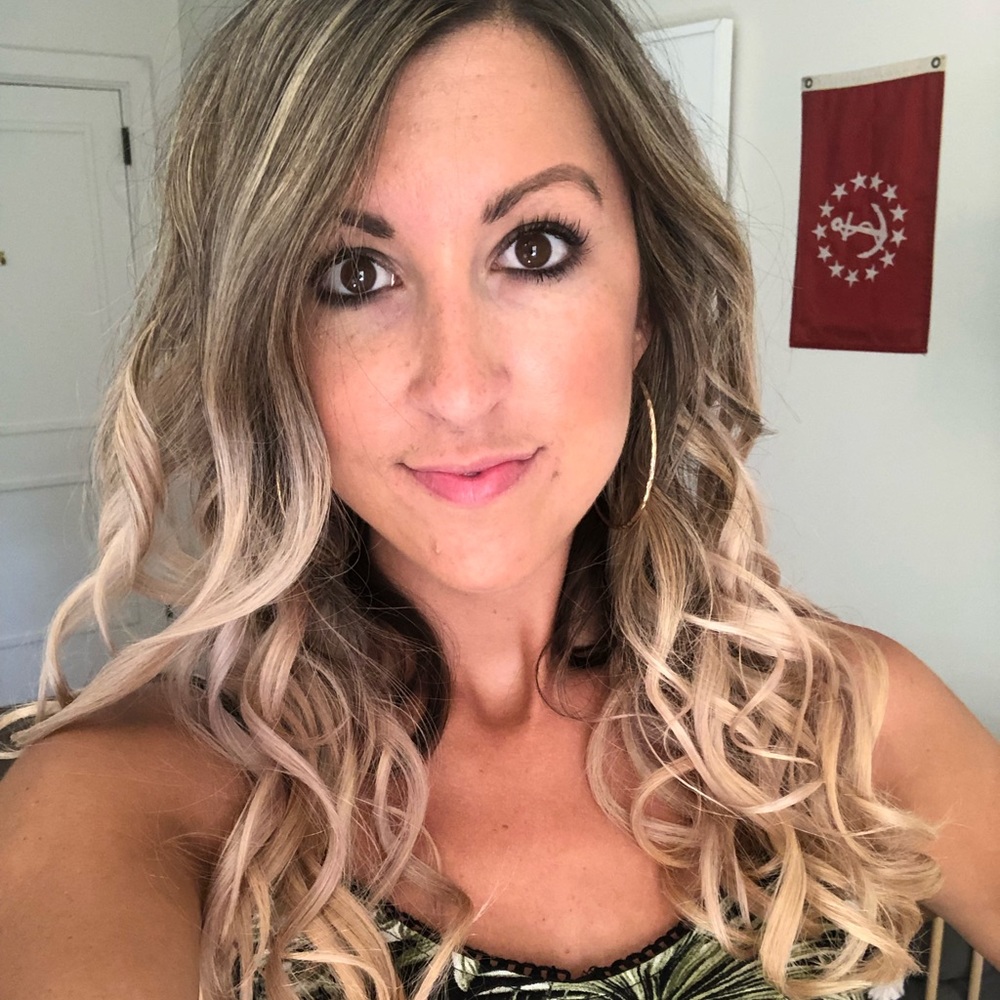 Meet your Posher, Emily